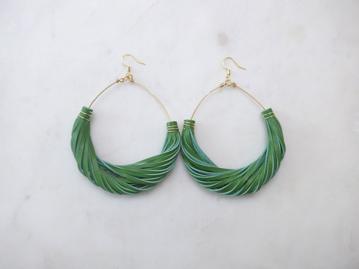 Dara Verde Tassel Earrings